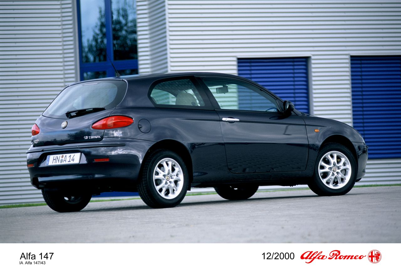 Alfa Romeo 147 Typ 937 Hatchback 3D - zdjęcie poglądowe