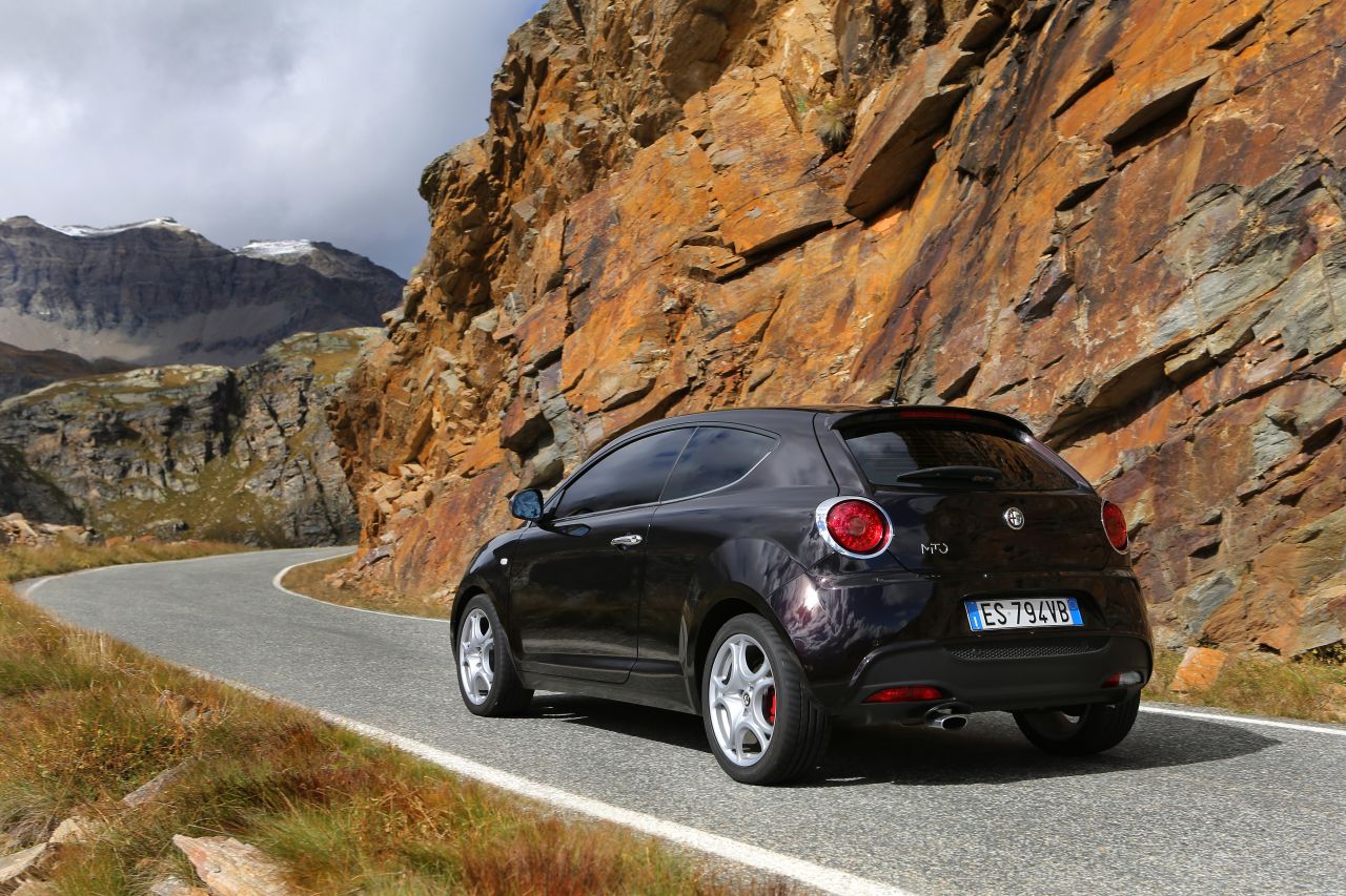 Alfa Romeo Mito 955 Hatchback - zdjęcie poglądowe