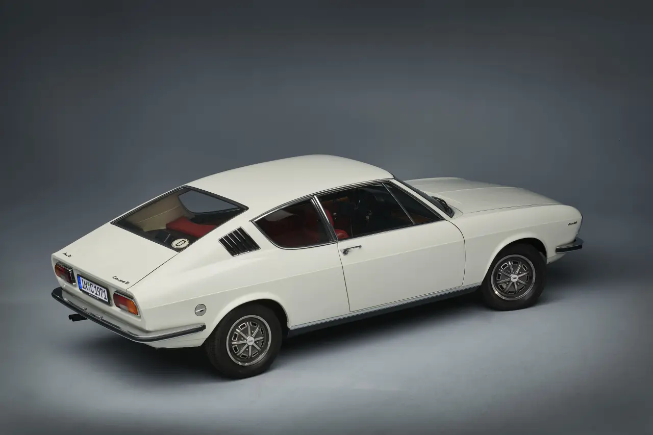Audi 100 C1 Coupe - zdjęcie poglądowe