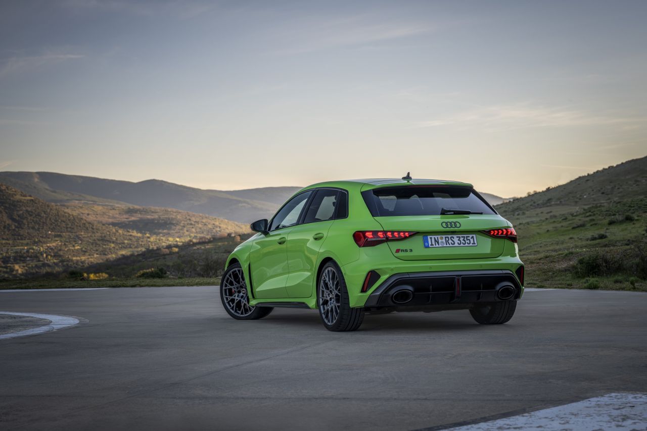 Audi A3 8Y RS3 Sportback - zdjęcie poglądowe