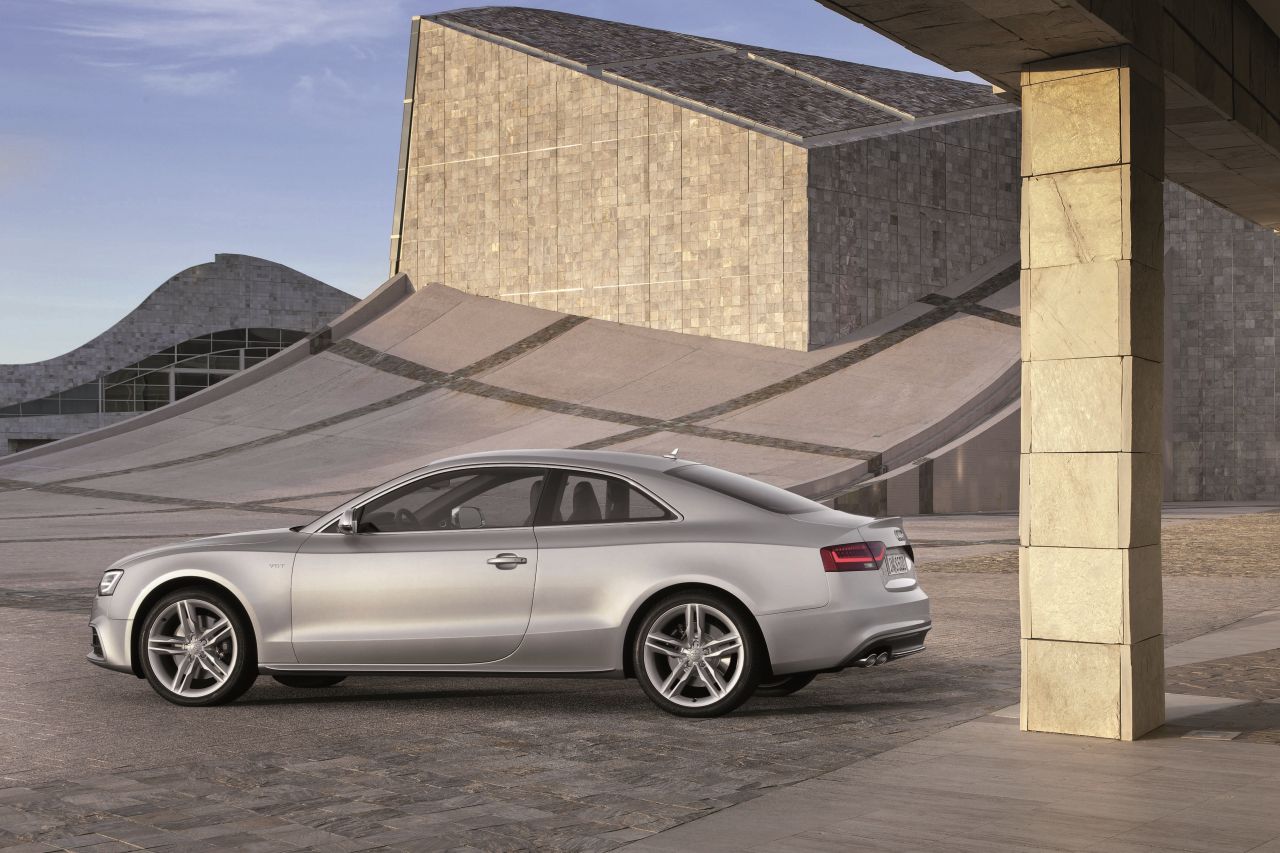 Audi A5 I (8T) S5 Coupe - zdjęcie poglądowe