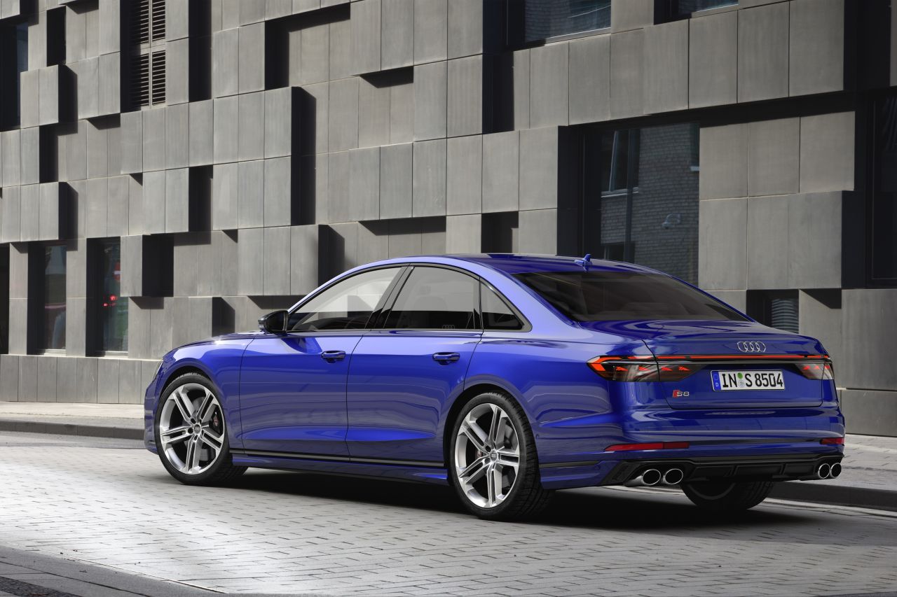Audi A8 IV S8 Limusine - zdjęcie poglądowe