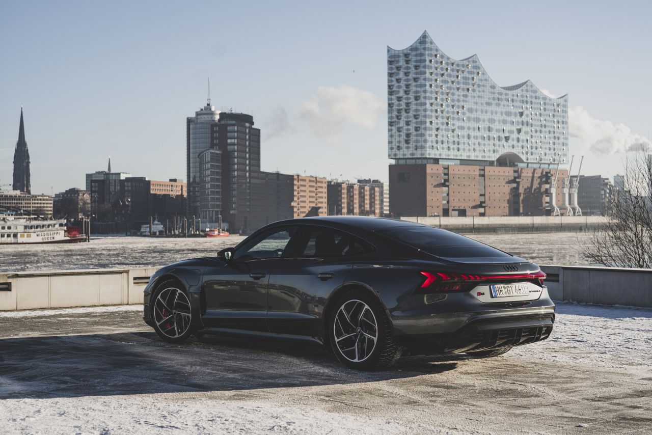 Audi e-tron GT I (FW) RS e-tron GT - zdjęcie poglądowe