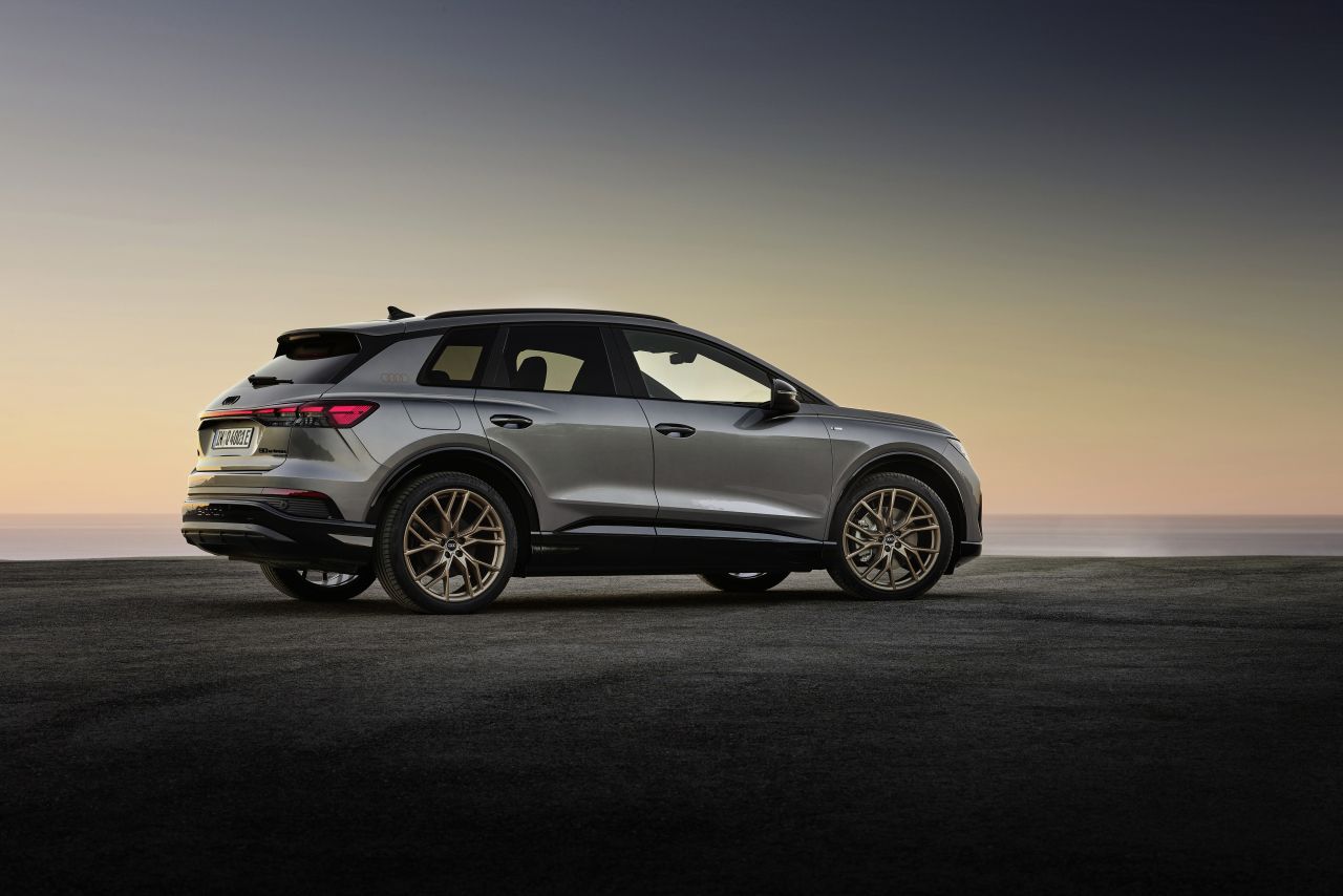 Audi Q4 E-tron I (FZ) SUV - zdjęcie poglądowe