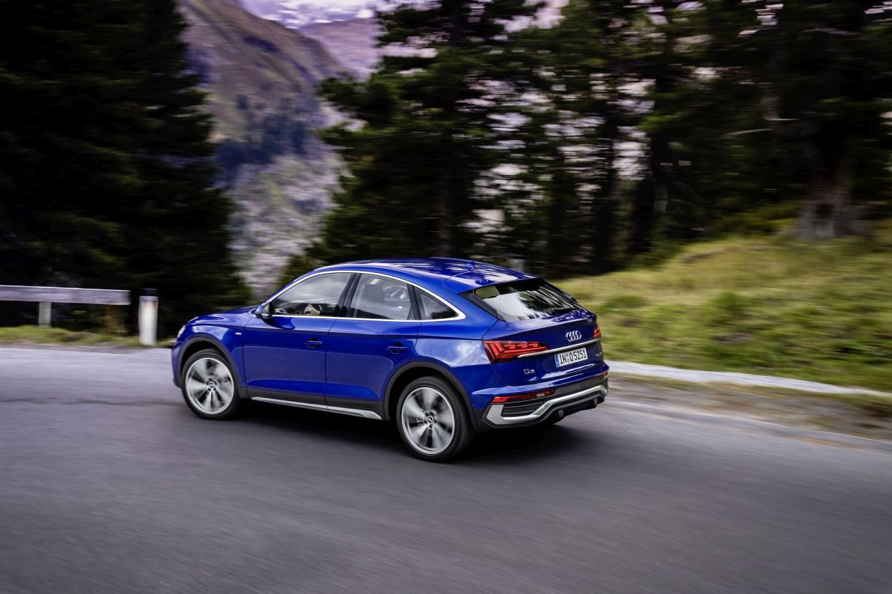Audi Q5 II (FY) Sportback - zdjęcie poglądowe