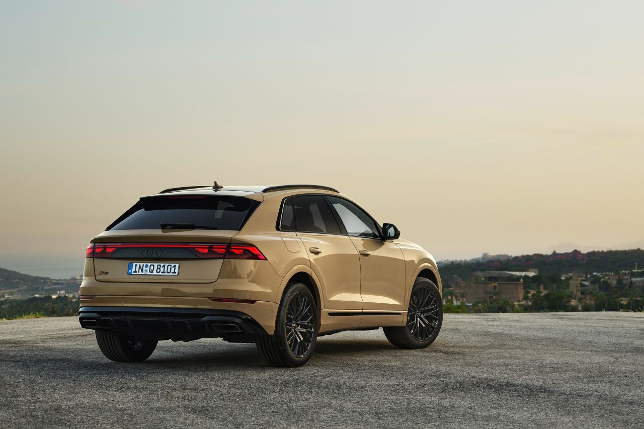 Audi Q8 I SUV - zdjęcie poglądowe