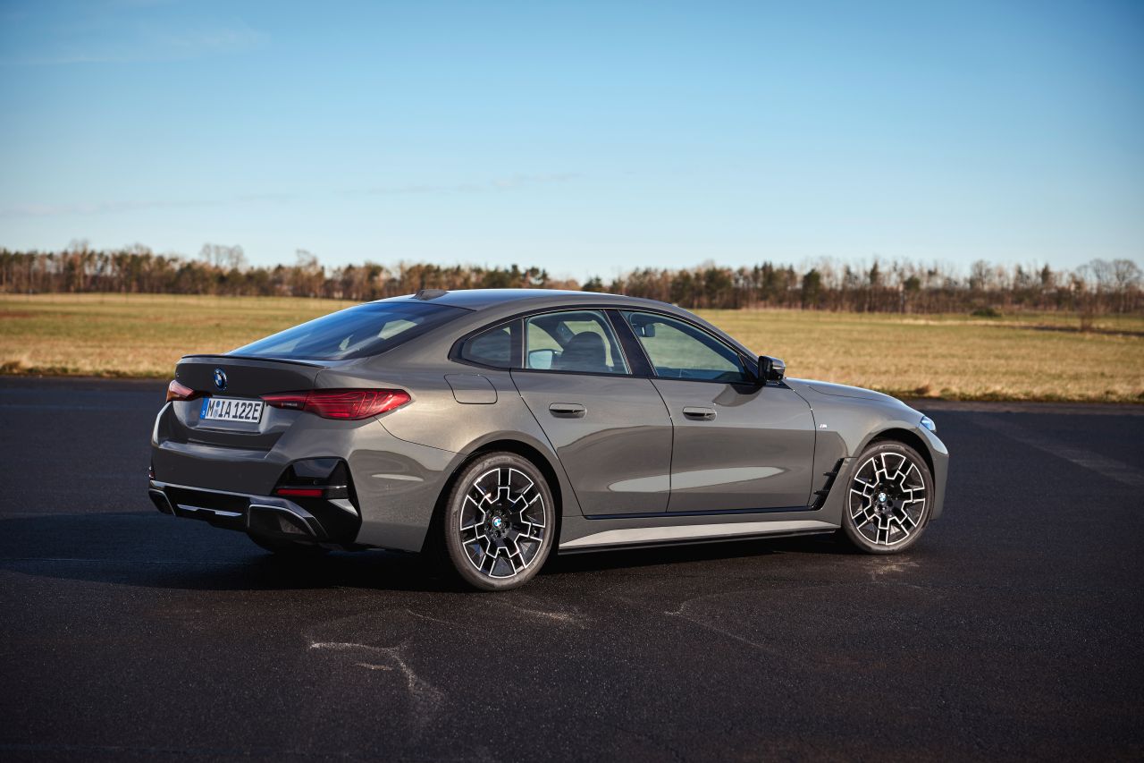 BMW I4 I04 i4 - zdjęcie poglądowe
