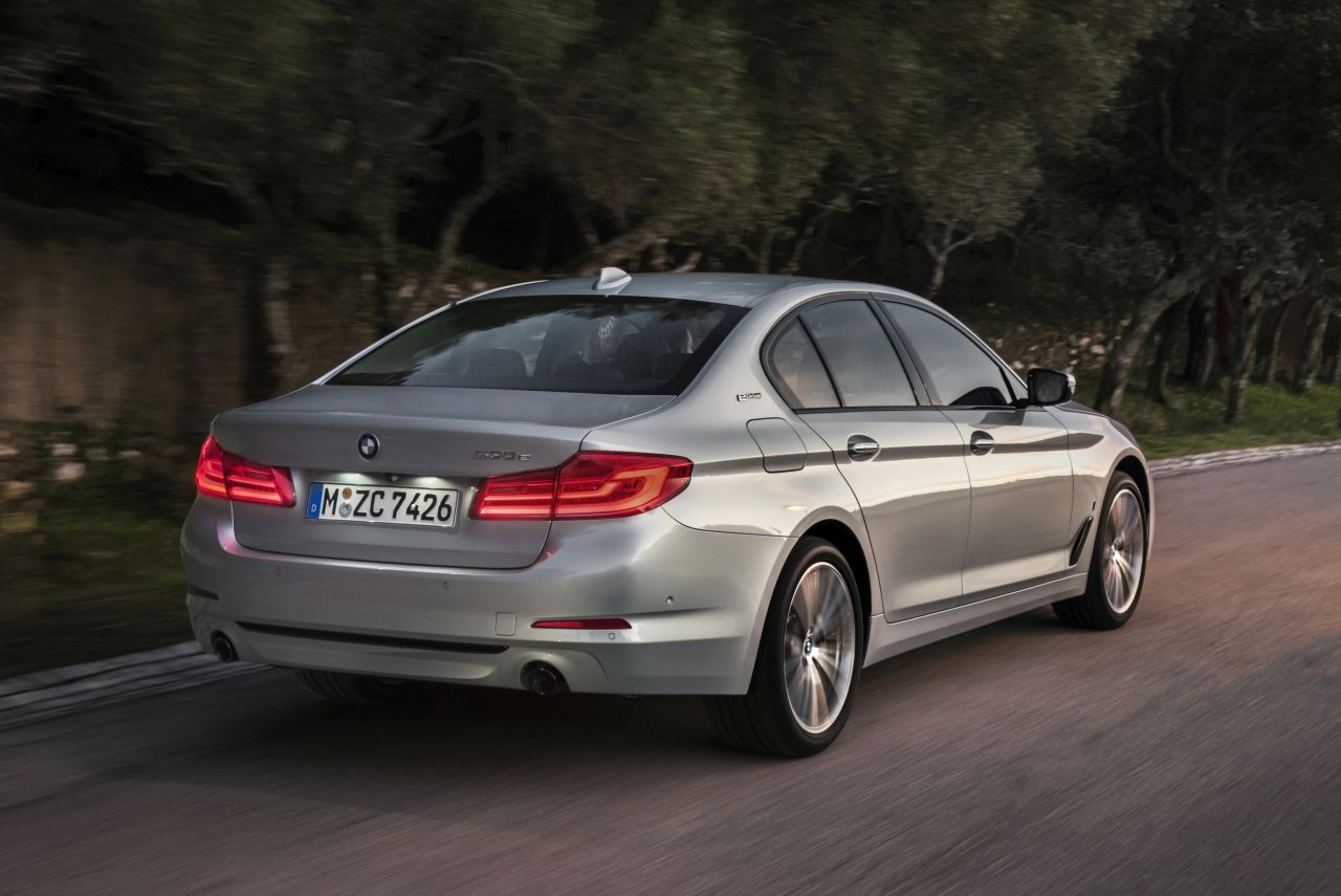 BMW Seria 5 G30/G31/F90 Limousine - zdjęcie poglądowe