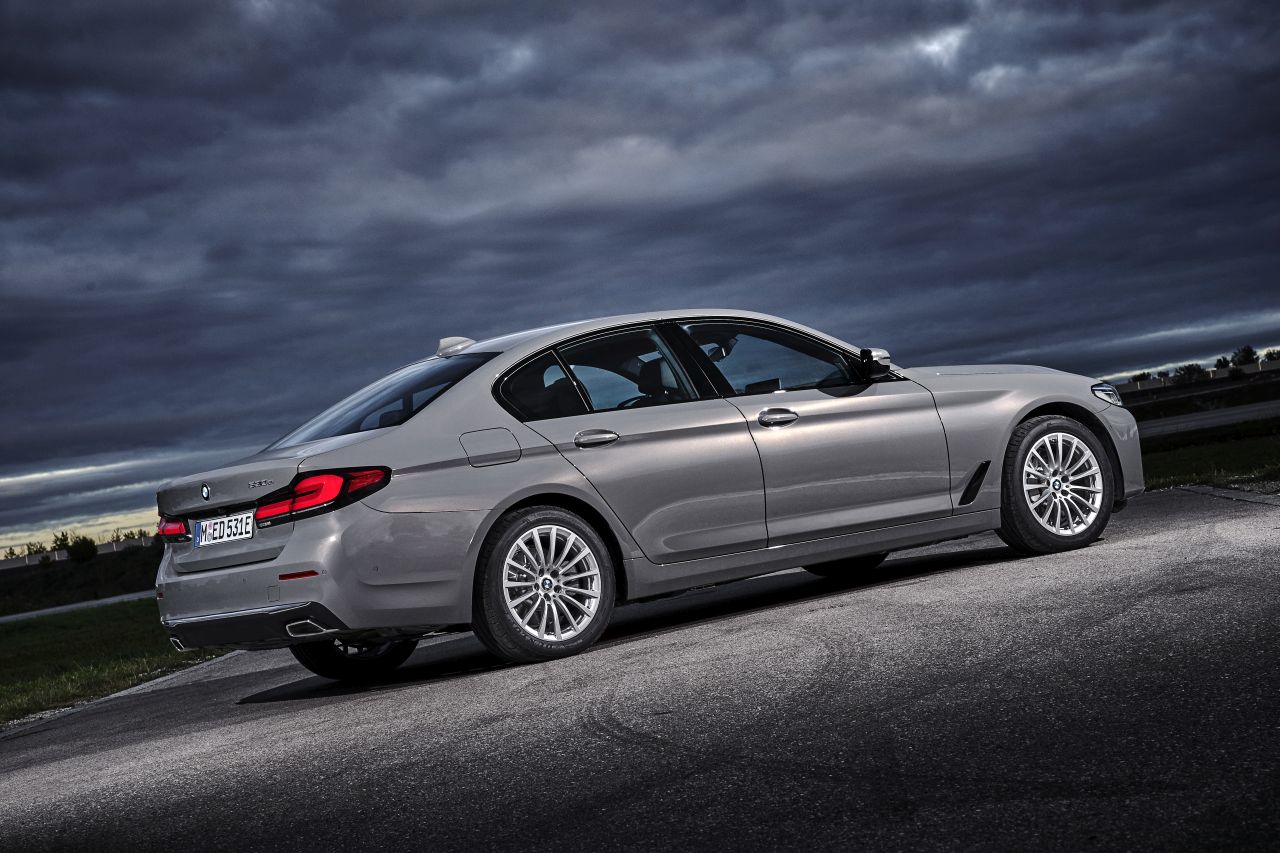 BMW Seria 5 G30/G31/F90 Limusine - zdjęcie poglądowe