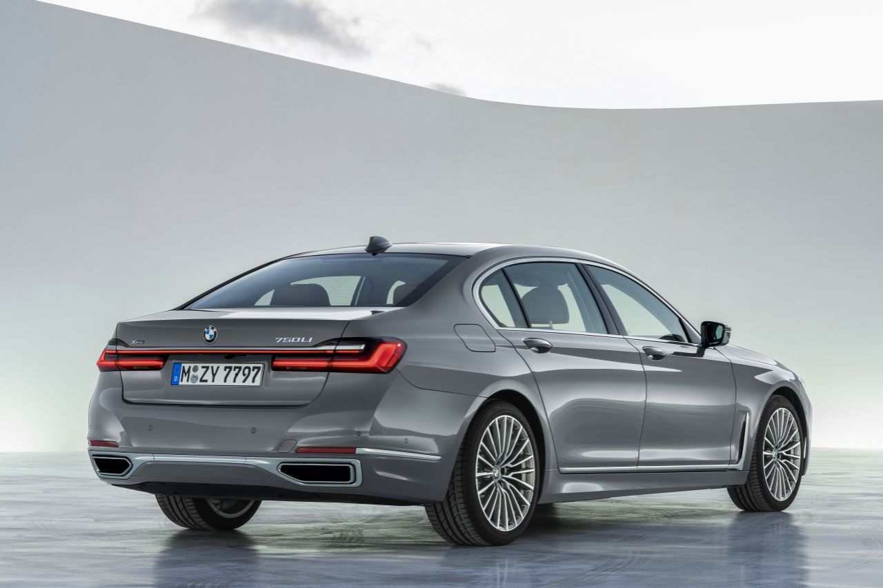 BMW Seria 7 G11,G12 Limusine Long - zdjęcie poglądowe