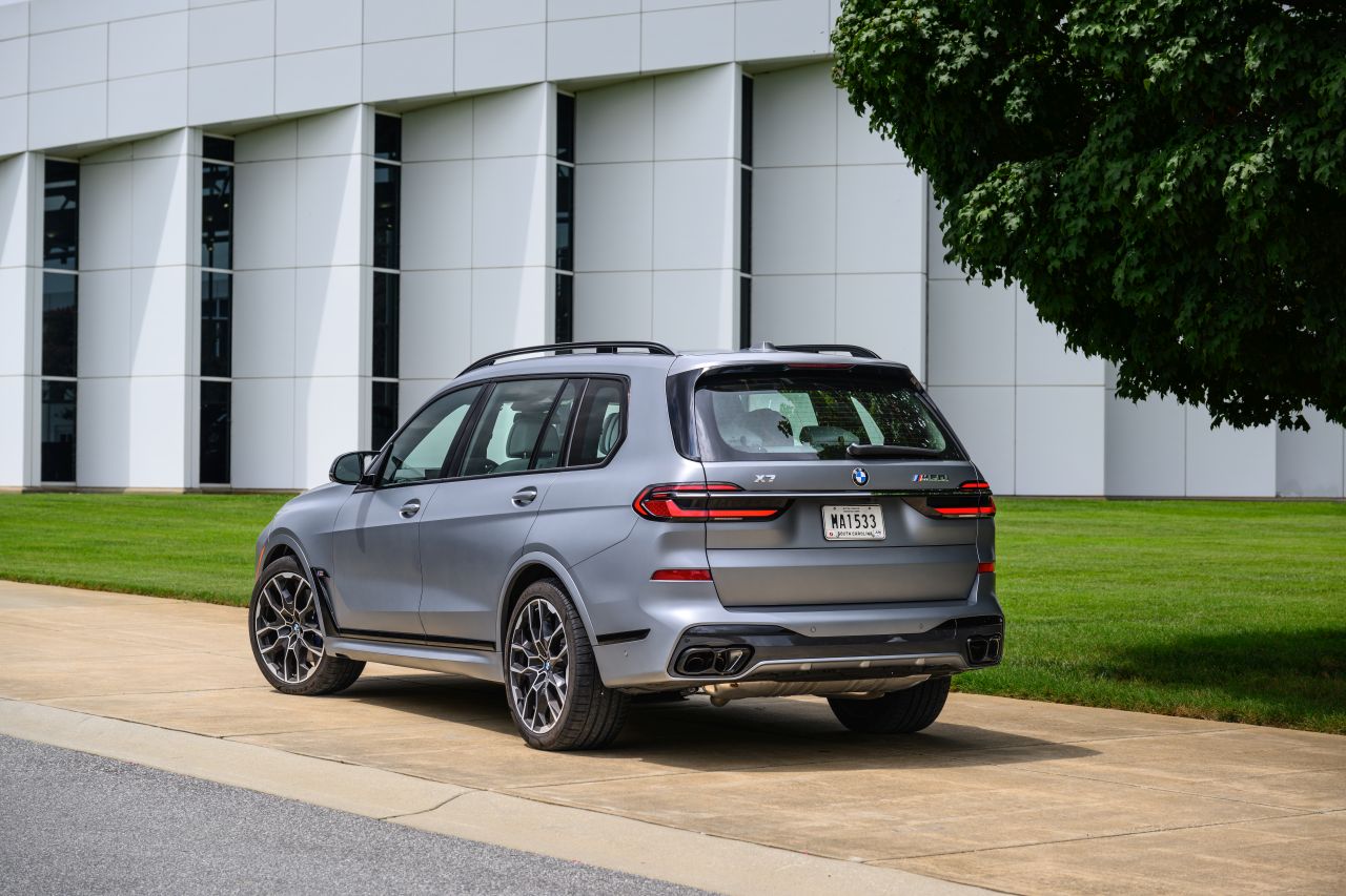 BMW X7 G07 M - zdjęcie poglądowe