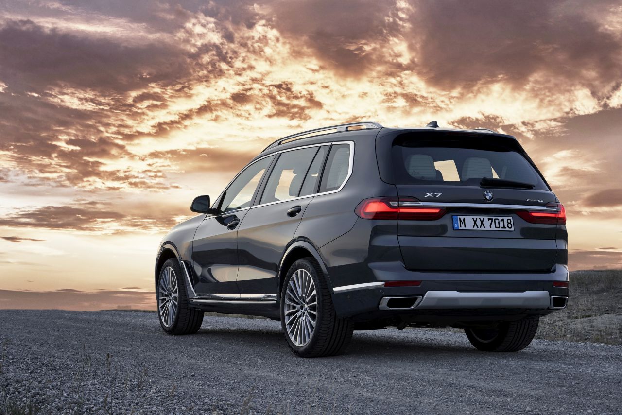 BMW X7 G07 SUV - zdjęcie poglądowe
