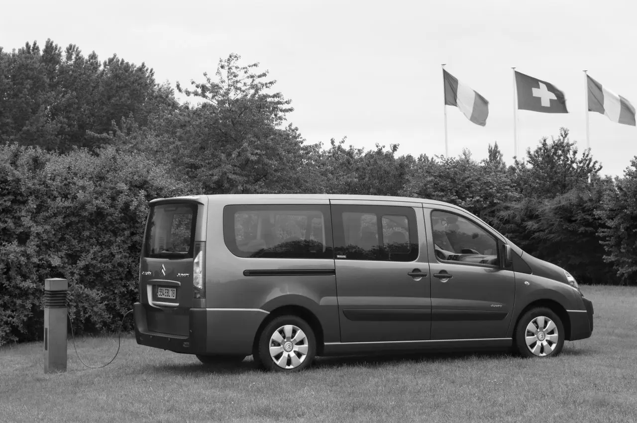 Citroen Jumpy II Multispace L2 - zdjęcie poglądowe