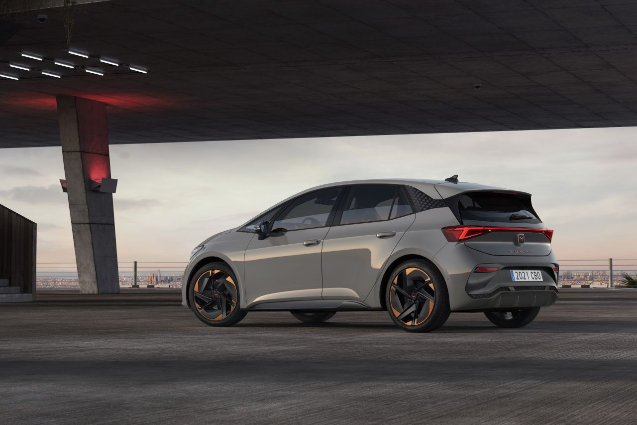 Cupra Born I Hatchback - zdjęcie poglądowe