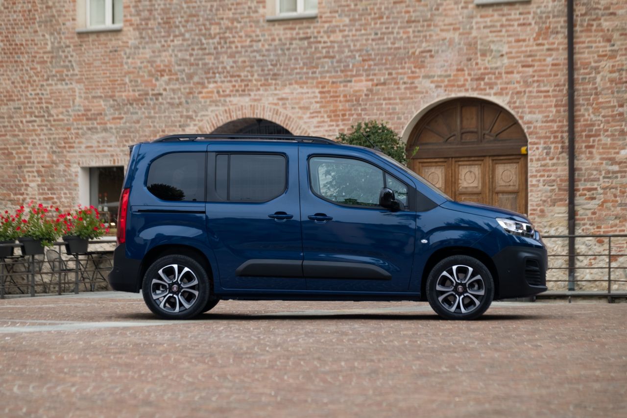 Fiat Doblò III (K9) e-Doblo Kombi - zdjęcie poglądowe