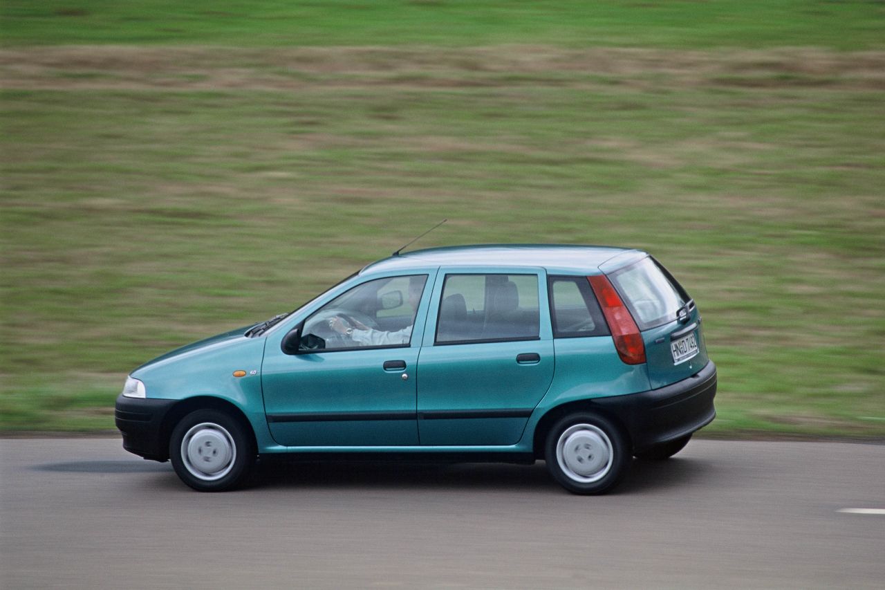 Fiat Punto Typ 176 Hatchback 5D - zdjęcie poglądowe