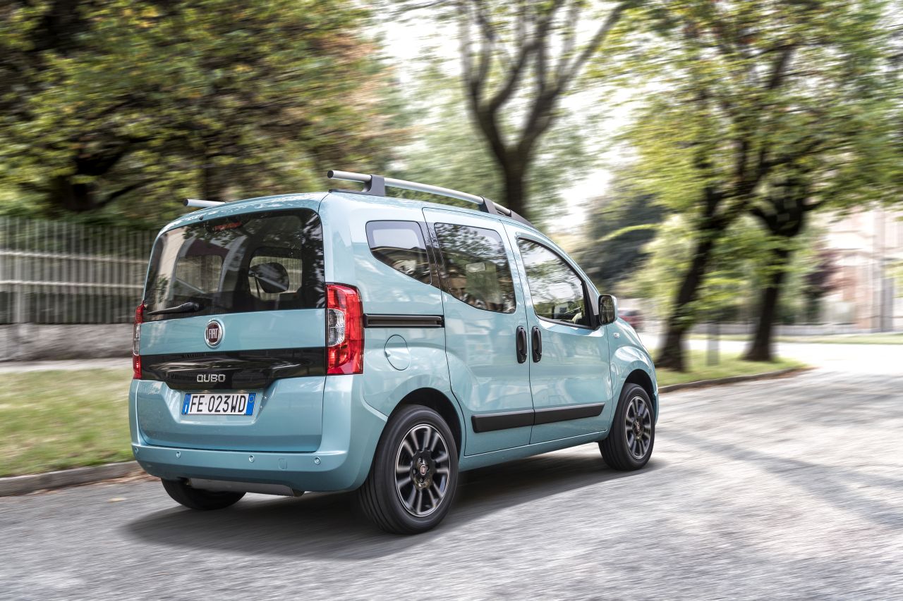 Fiat Qubo I (typ 225) Kombivan - zdjęcie poglądowe