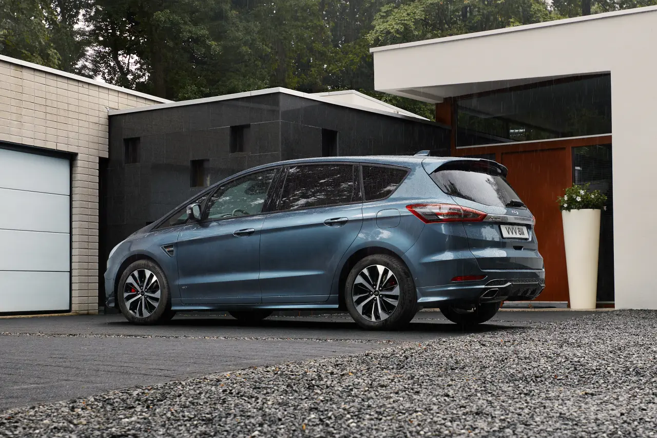Ford S-Max II Minivan - zdjęcie poglądowe