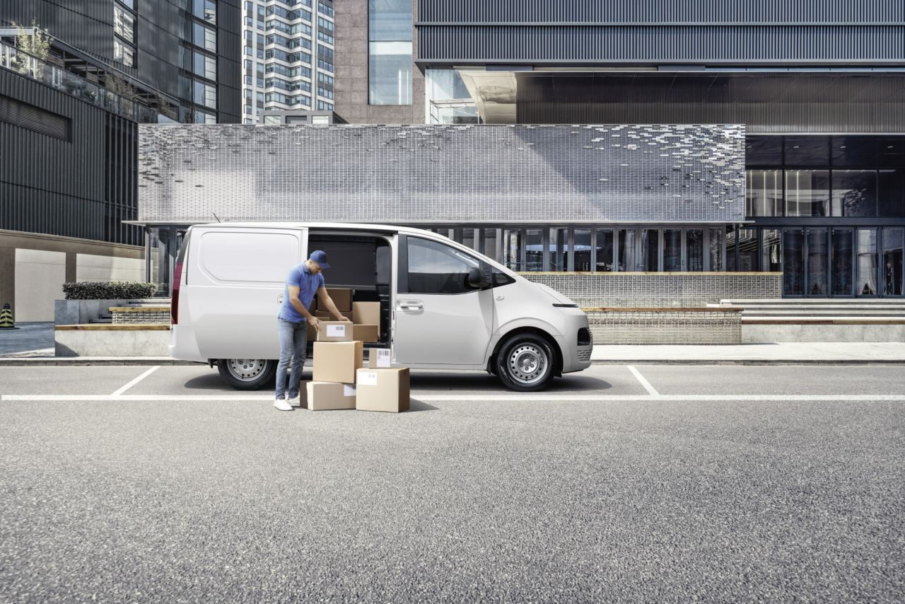 Hyundai Staria I (US) Cargo - zdjęcie poglądowe