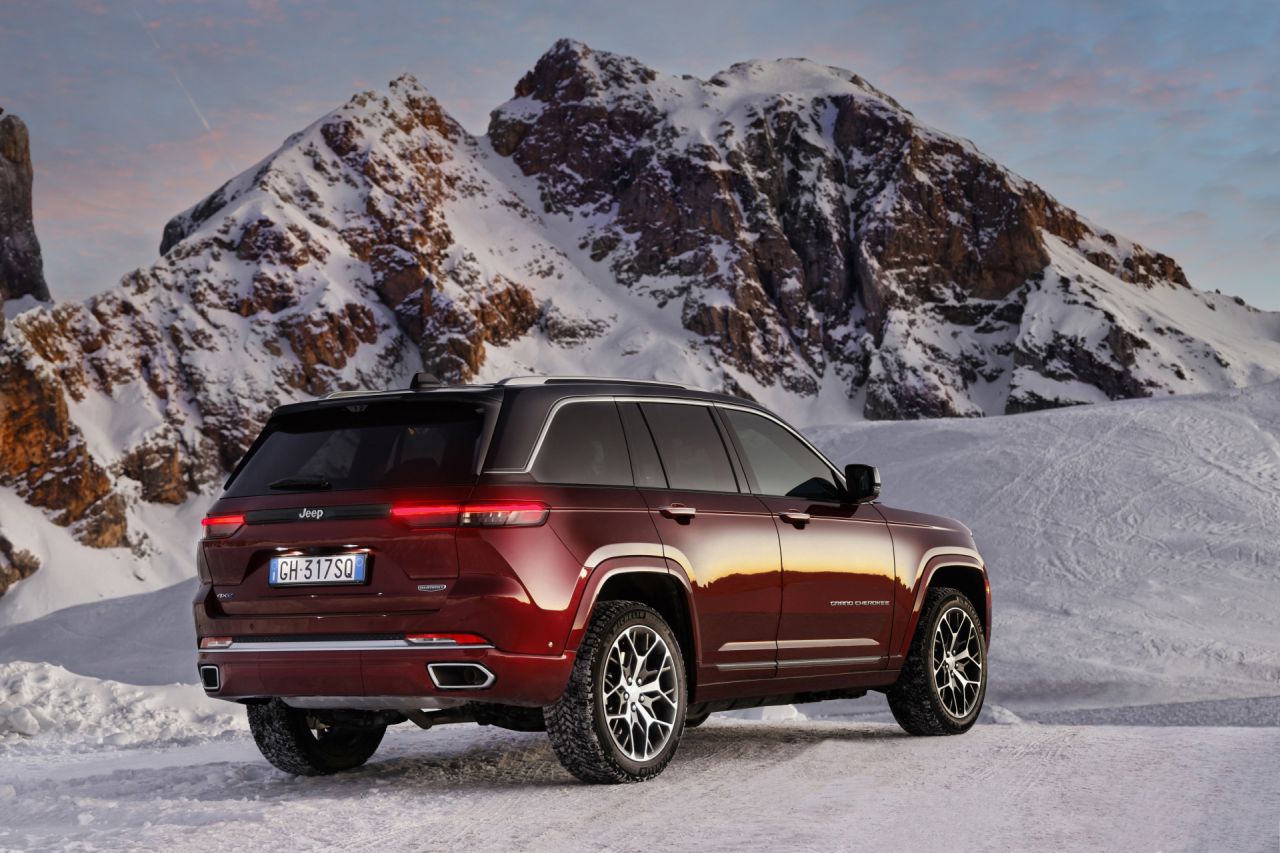Jeep Grand Cherokee V (WL) SUV - zdjęcie poglądowe