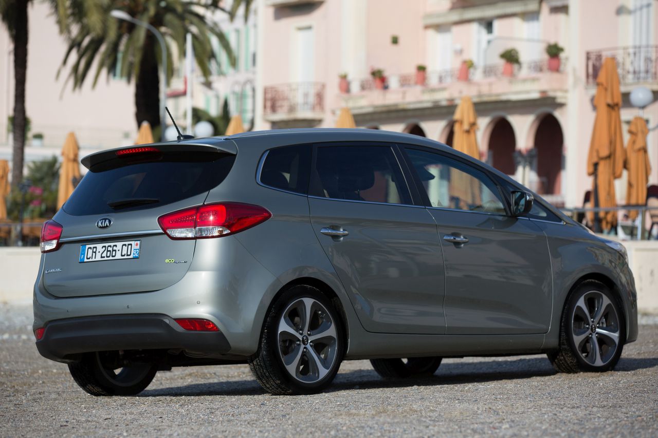 Kia Carens IV MPV 5 miejsc - zdjęcie poglądowe