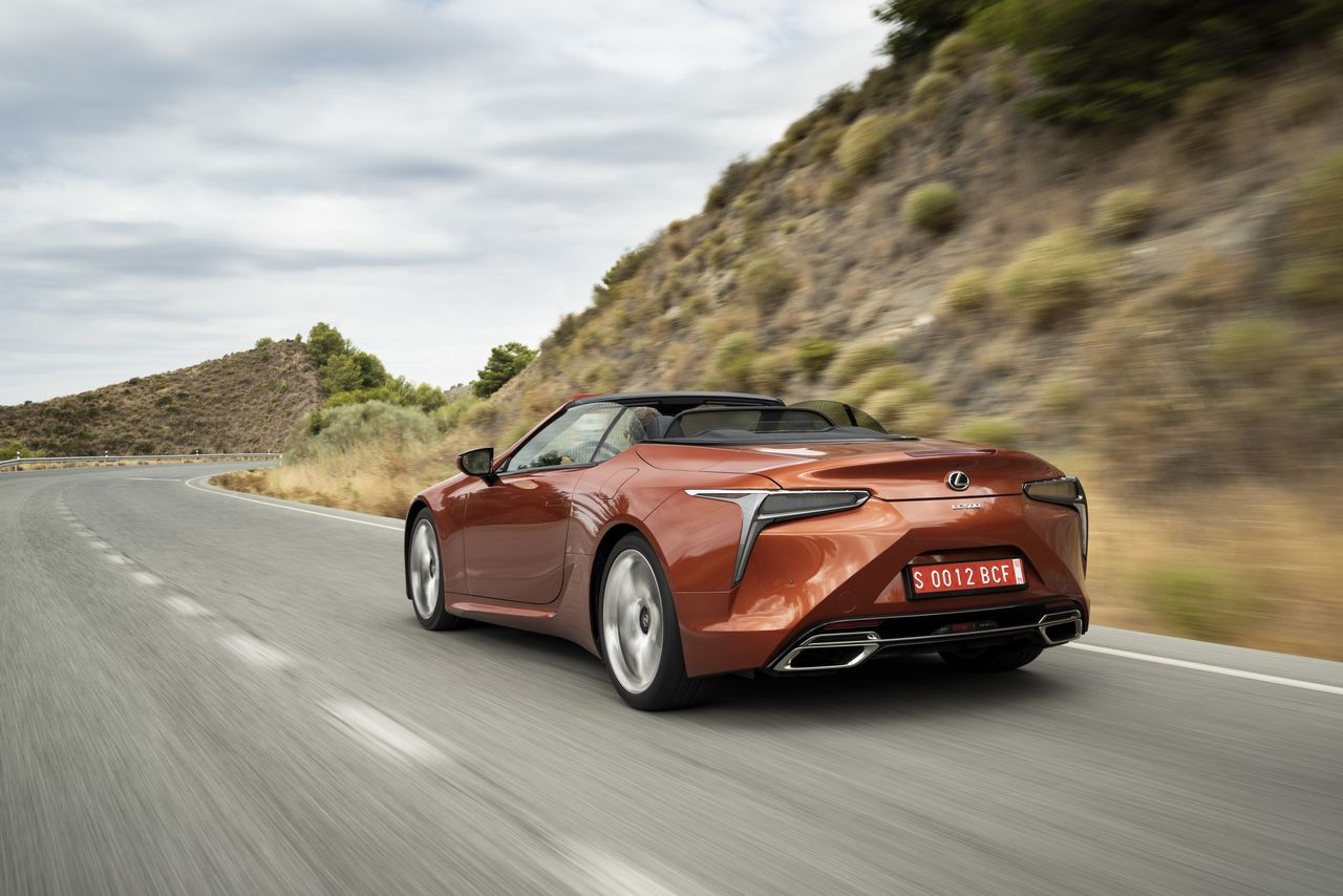 Lexus LC I (Z100) Convertible - zdjęcie poglądowe