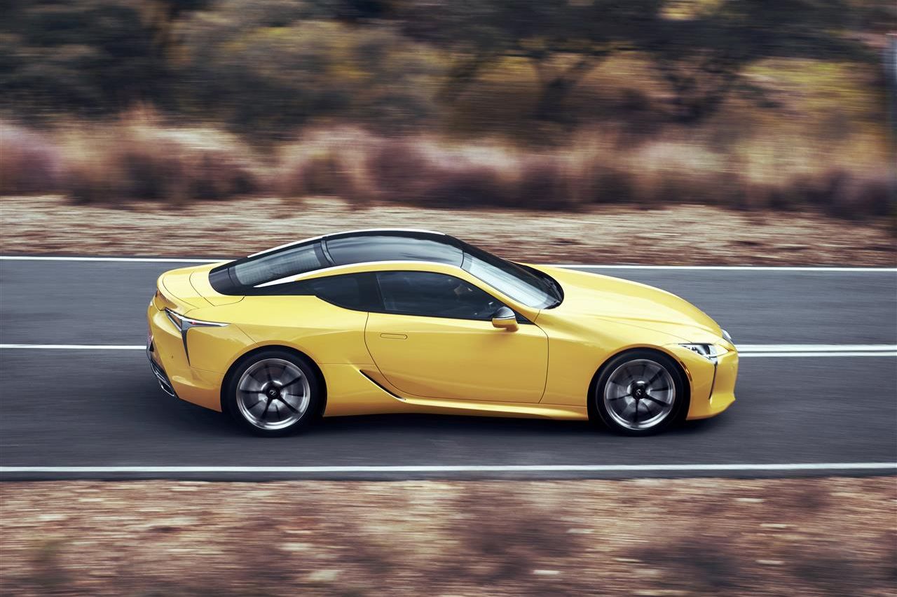 Lexus LC I (Z100) Coupe - zdjęcie poglądowe