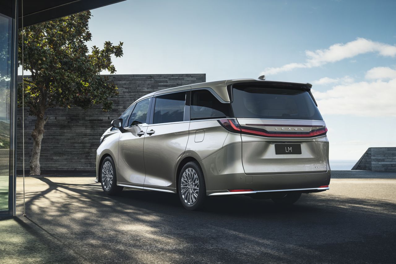 Lexus LM I Minivan - zdjęcie poglądowe
