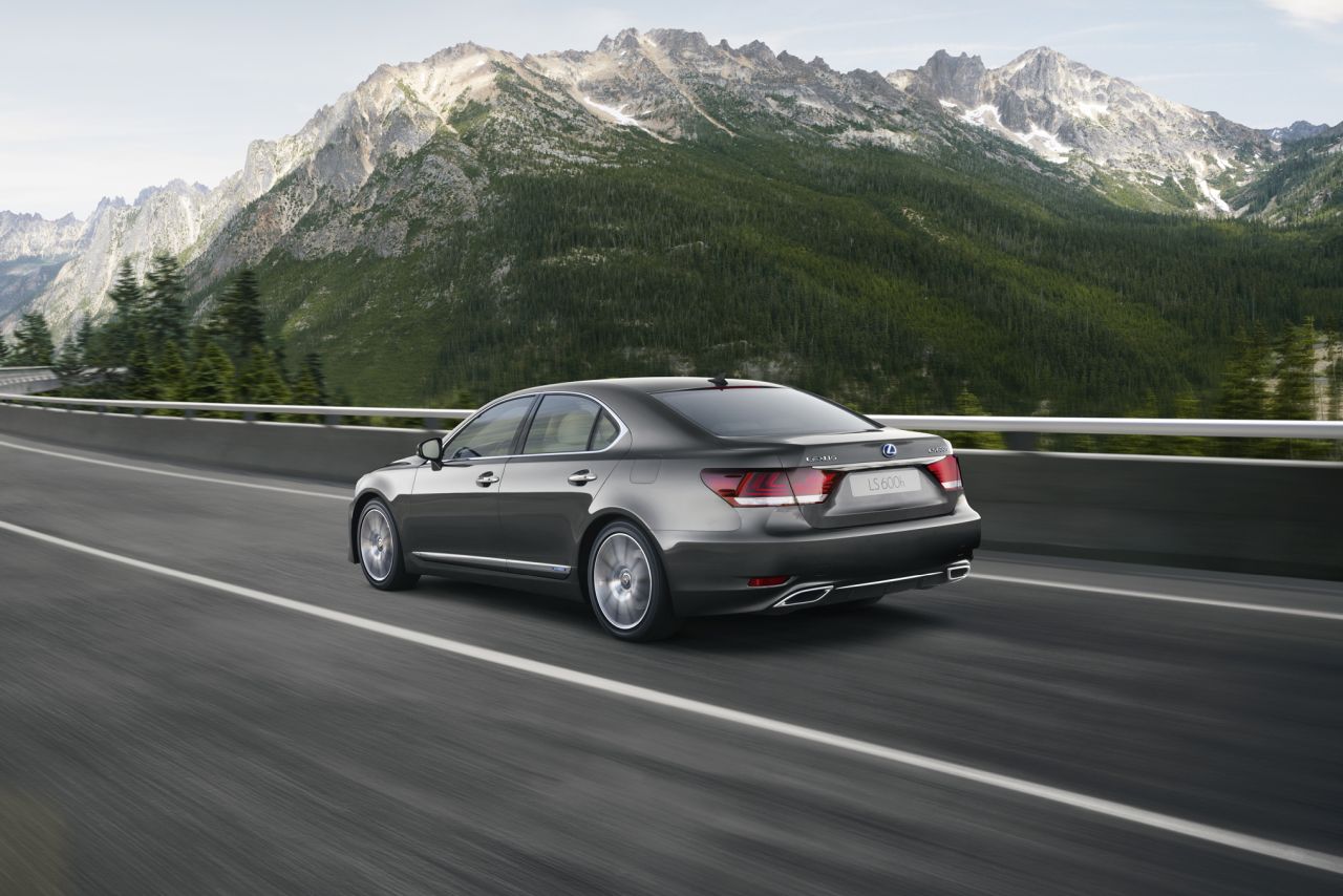 Lexus LS IV (F4) Sedan L (Hybrid) - zdjęcie poglądowe
