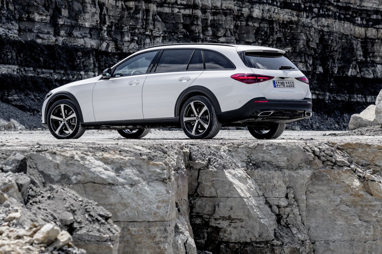 Mercedes-Benz Klasa C W206 All-Terrain - zdjęcie poglądowe