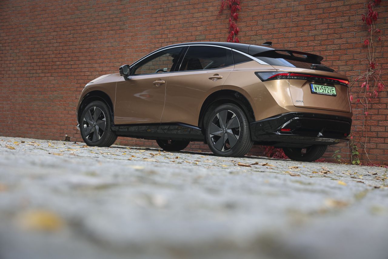 Nissan Ariya I (FE) SUV - zdjęcie poglądowe