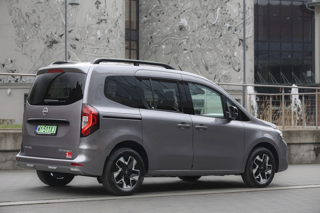 Nissan Townstar I (NFK) EV KOMBI (L1) - zdjęcie poglądowe