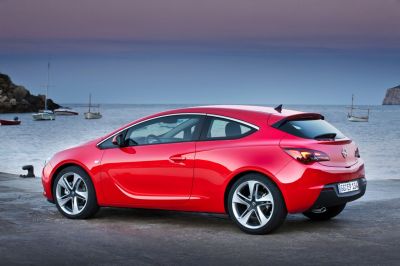 Opel Astra J - zdjęcie poglądowe