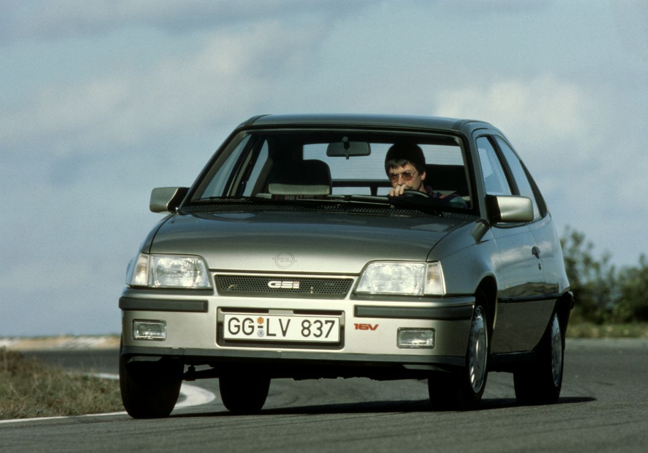 Opel Kadett E Hatchback 3D - zdjęcie poglądowe