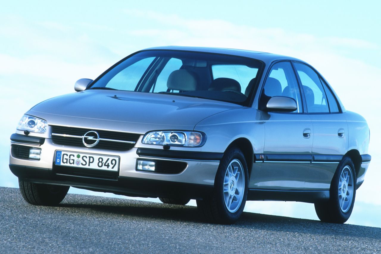 Opel Omega B Sedan - zdjęcie poglądowe