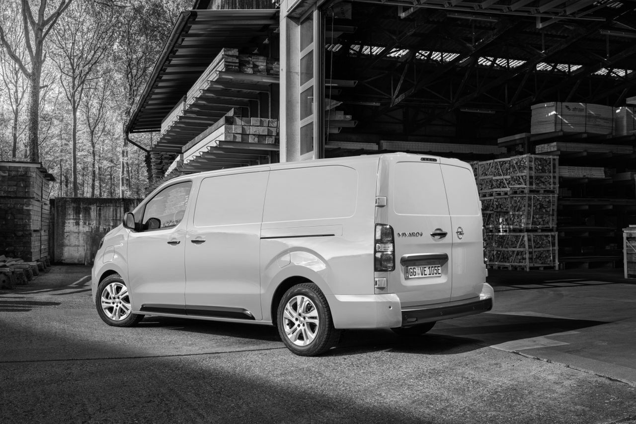 Opel Vivaro III Vivaro-e Cargo S - zdjęcie poglądowe