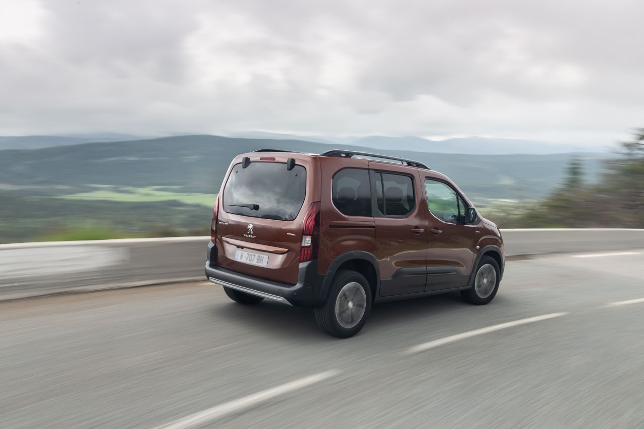Peugeot Rifter I Standard (7-osobowy) - zdjęcie poglądowe