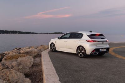 Peugeot Seria 300 308 (III) - zdjęcie poglądowe
