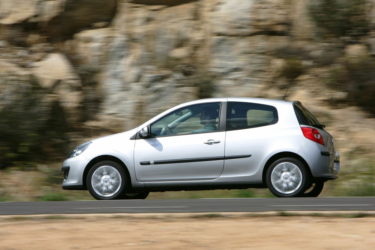 Renault Clio III Hatchback 3D - zdjęcie poglądowe