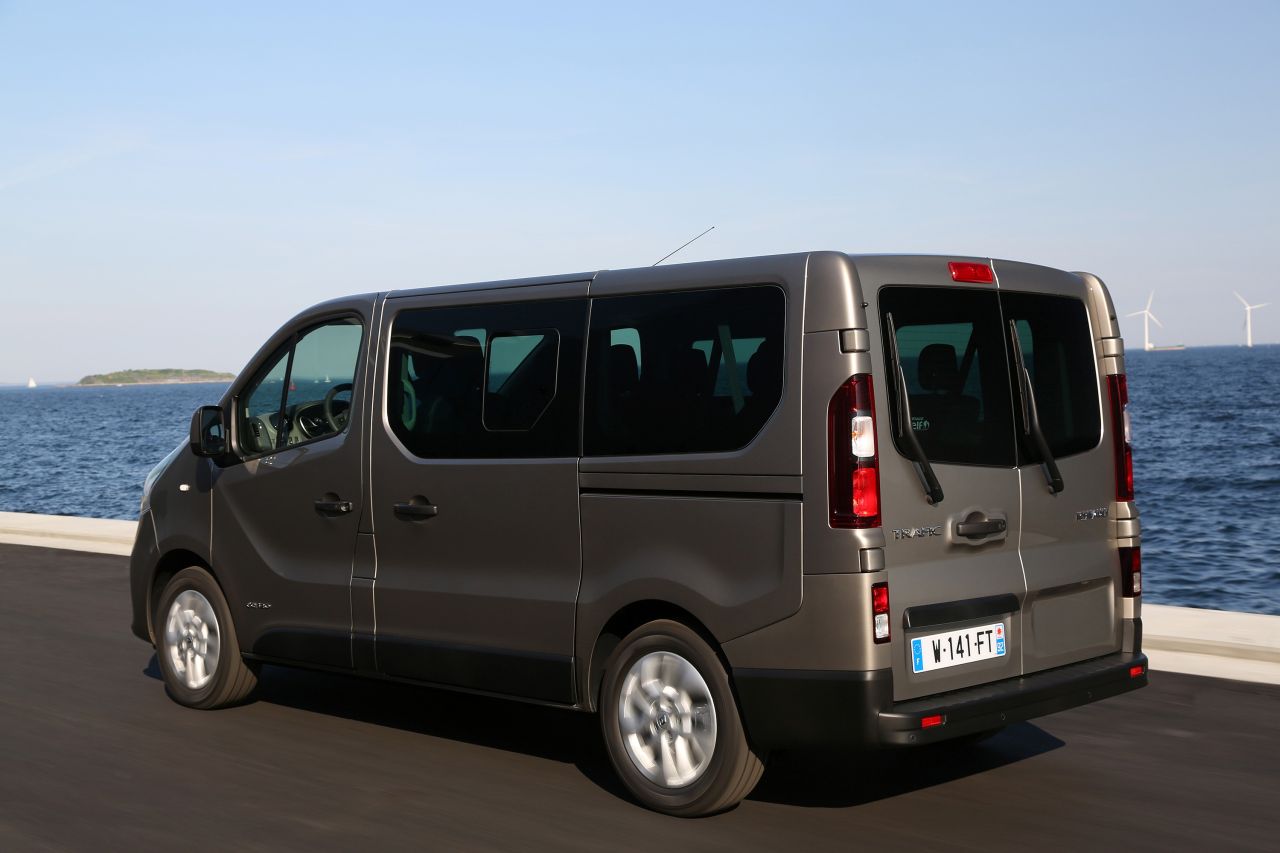 Renault Trafic III Passenger L1 (DMC2800) - zdjęcie poglądowe