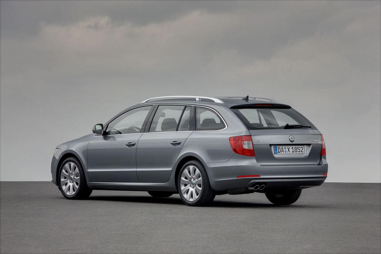 Skoda SuperB II (3T4,3T5) Combi - zdjęcie poglądowe