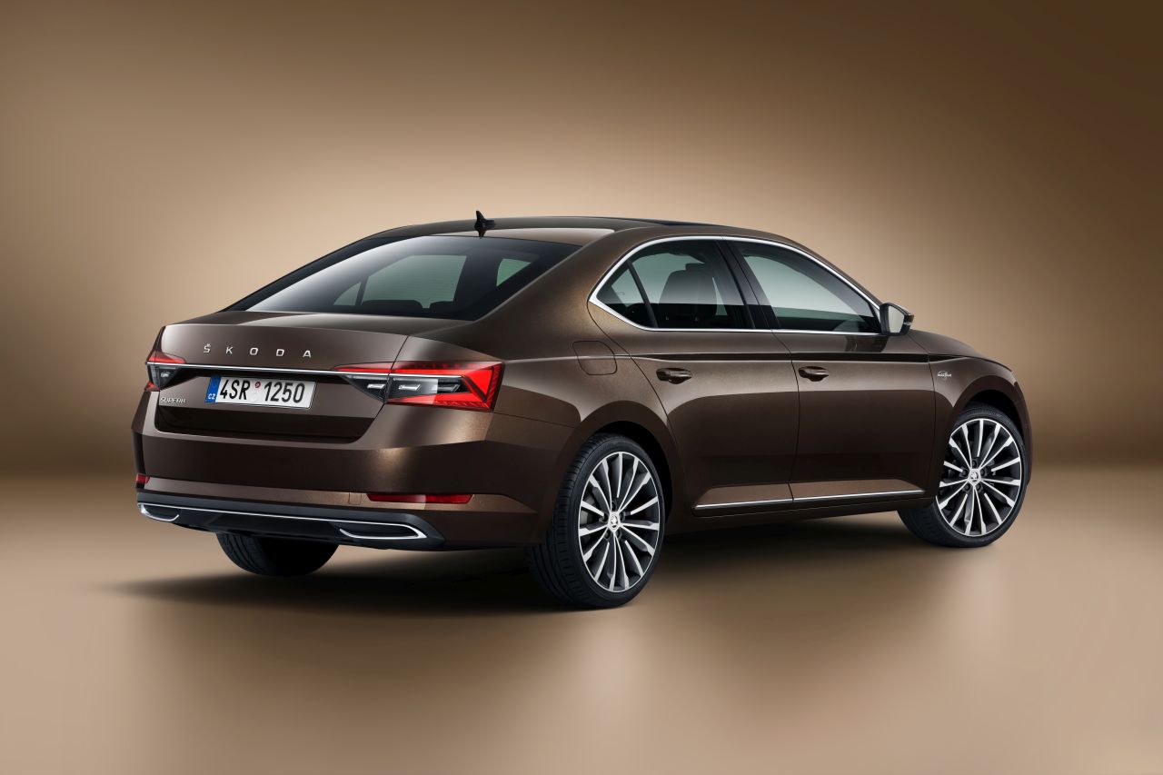 Skoda SuperB III (3V4,3V5) Sedan - zdjęcie poglądowe