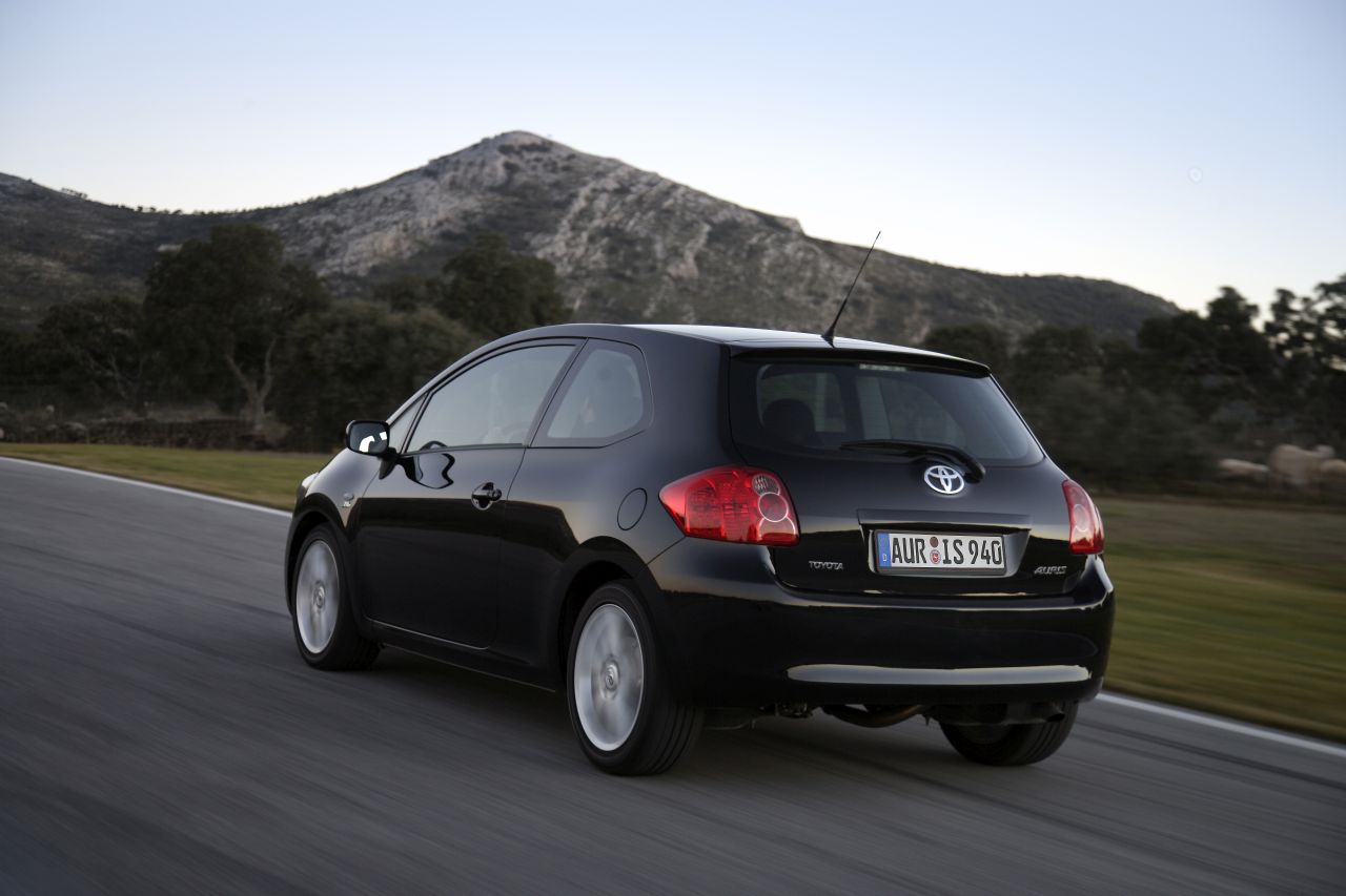 Toyota Auris I (E150) Hatchback 3D - zdjęcie poglądowe