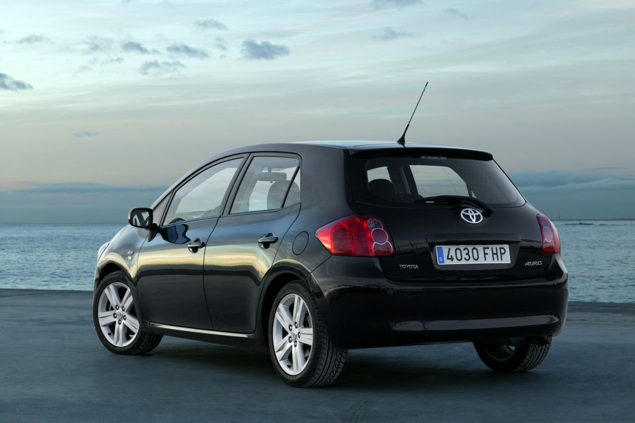 Toyota Auris I (E150) Hatchback 5D - zdjęcie poglądowe
