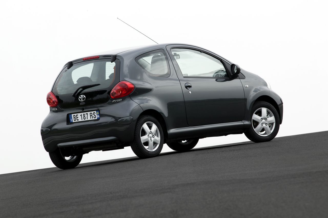 Toyota Aygo I (WNB1) Hatchback 3D - zdjęcie poglądowe