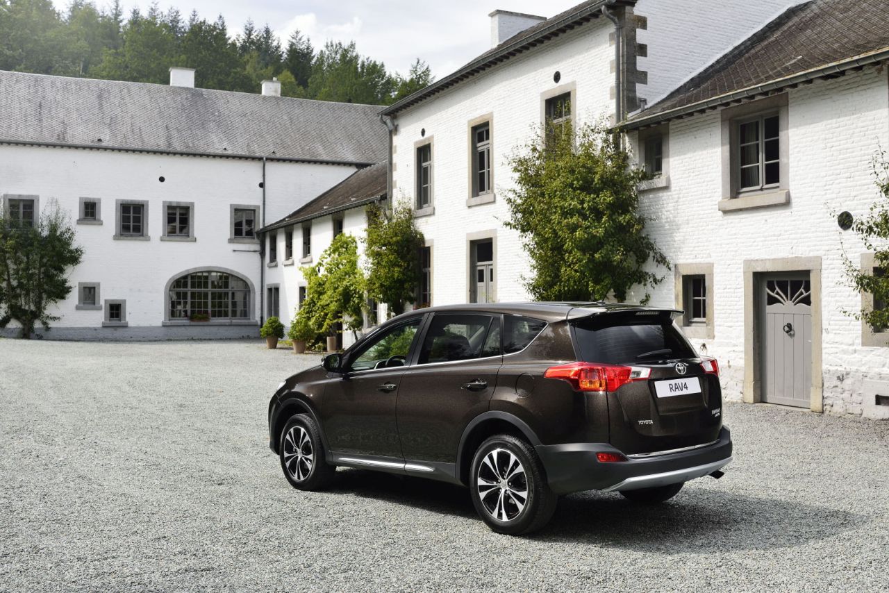 Toyota RAV4 IV (XA4) SUV - zdjęcie poglądowe