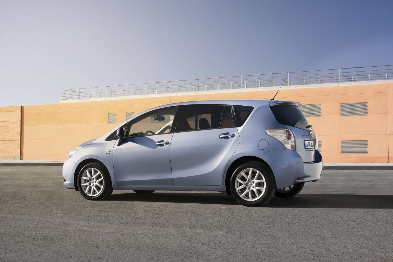 Toyota Verso I (R2) MPV - zdjęcie poglądowe