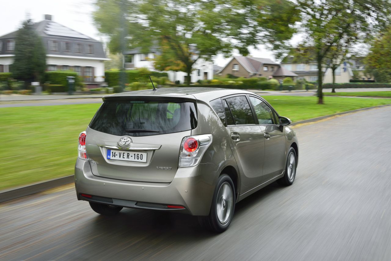 Toyota Verso I (R2) MPV - zdjęcie poglądowe