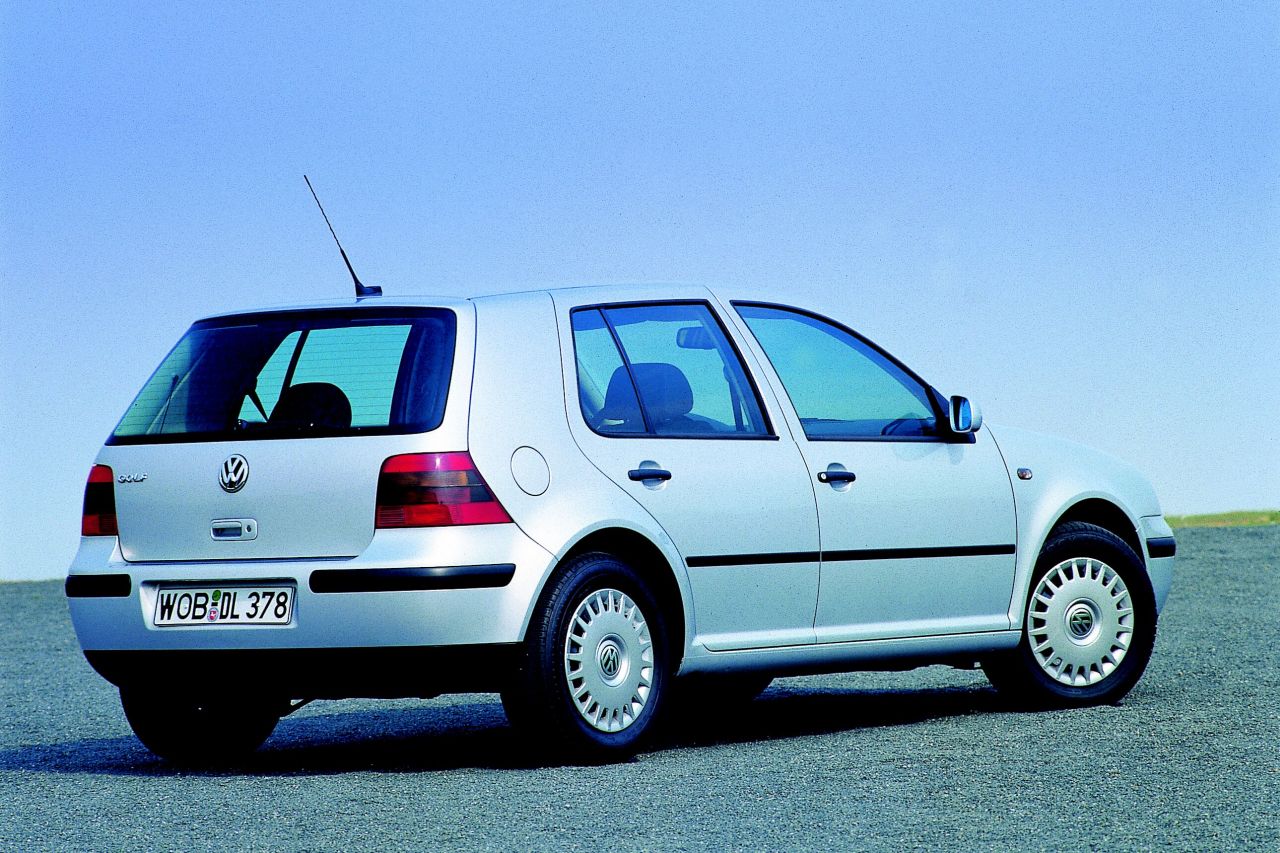 Volkswagen Golf IV Hatchback 5D - zdjęcie poglądowe