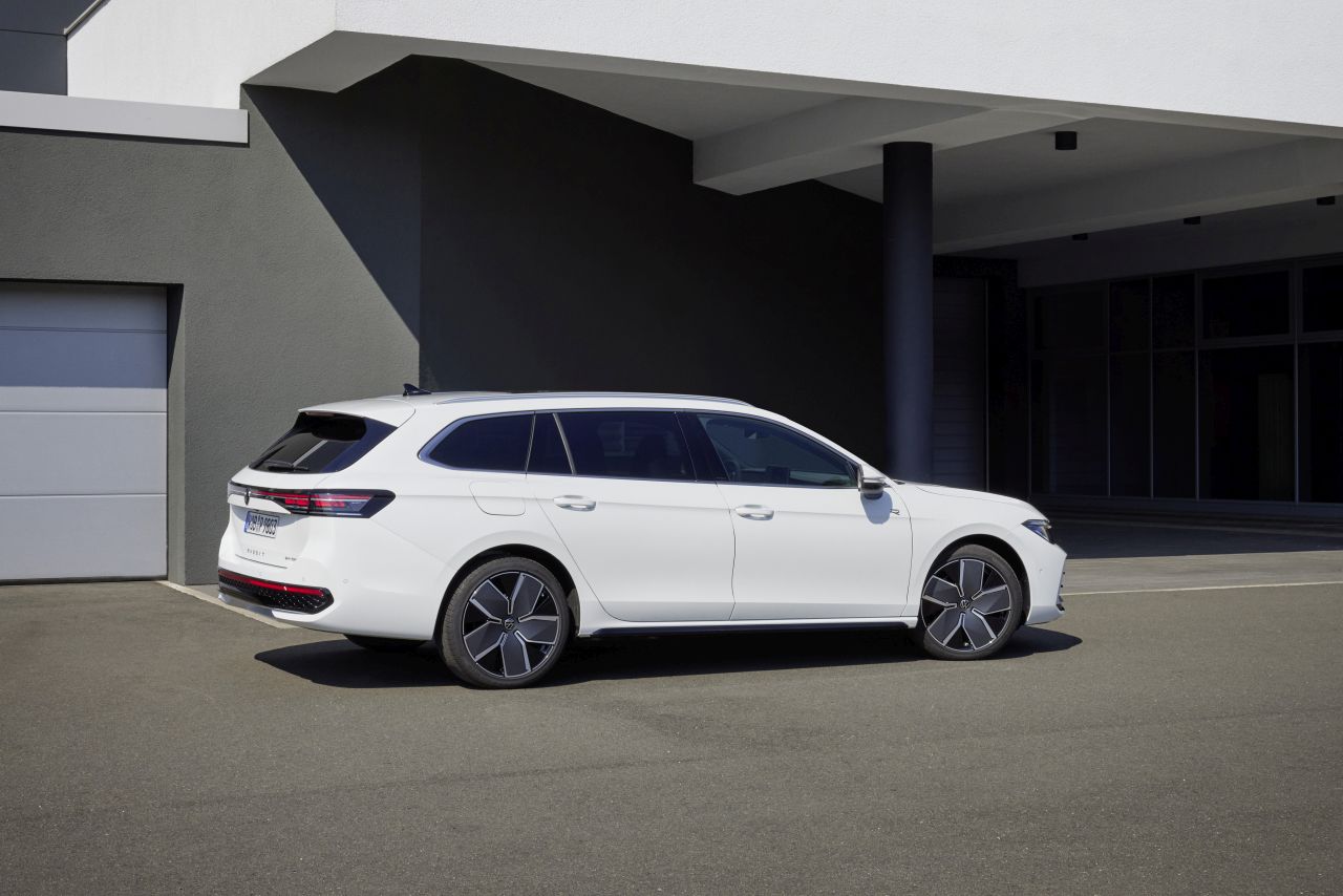 Volkswagen Passat B9 Kombi - zdjęcie poglądowe